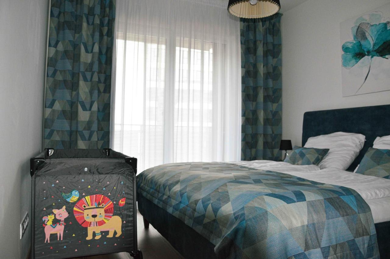 Taban Halifax Apartment - City Center & Free Parking Nitra Bagian luar foto