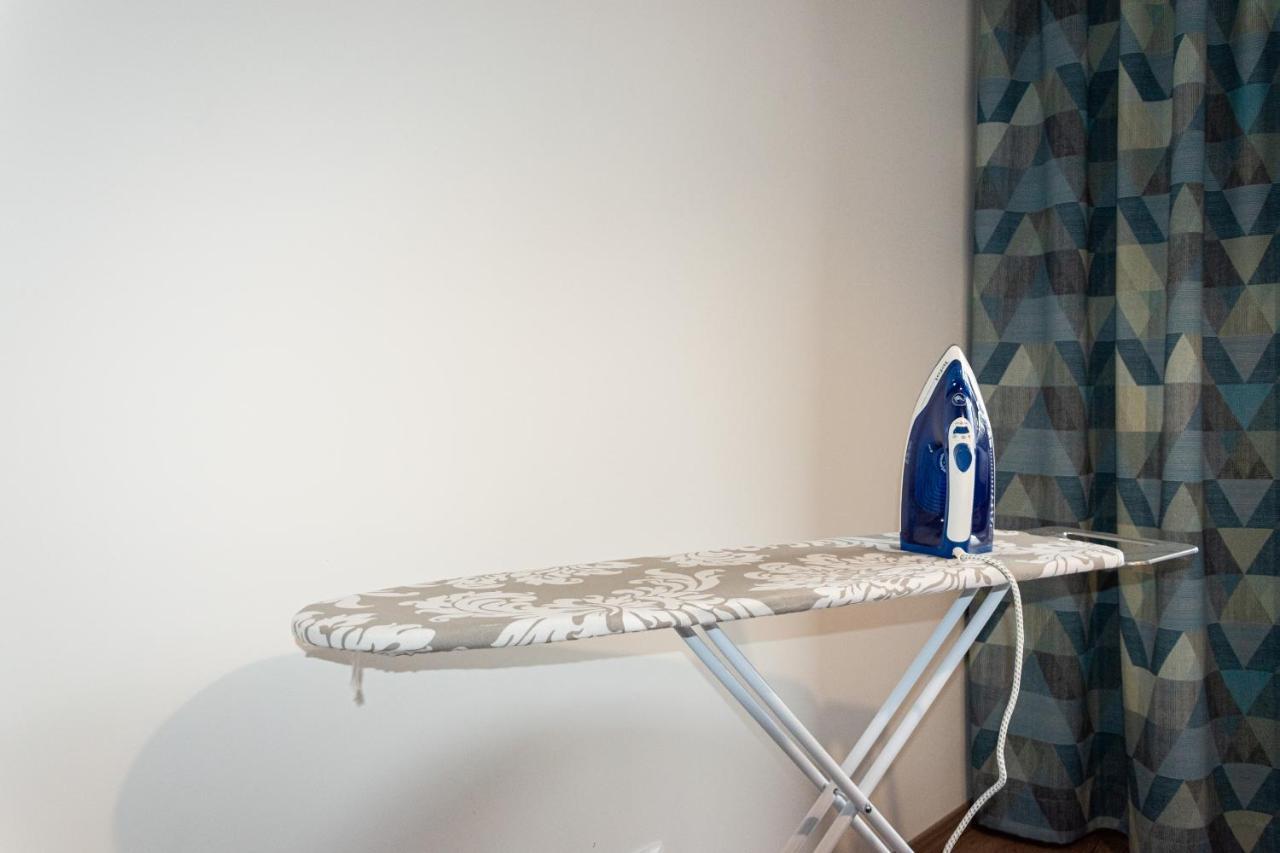Taban Halifax Apartment - City Center & Free Parking Nitra Bagian luar foto